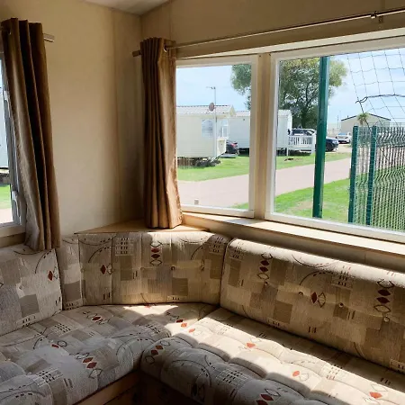 Beautiful 3-Bedroom Caravan At Mersea Island East Mersea Exterior photo